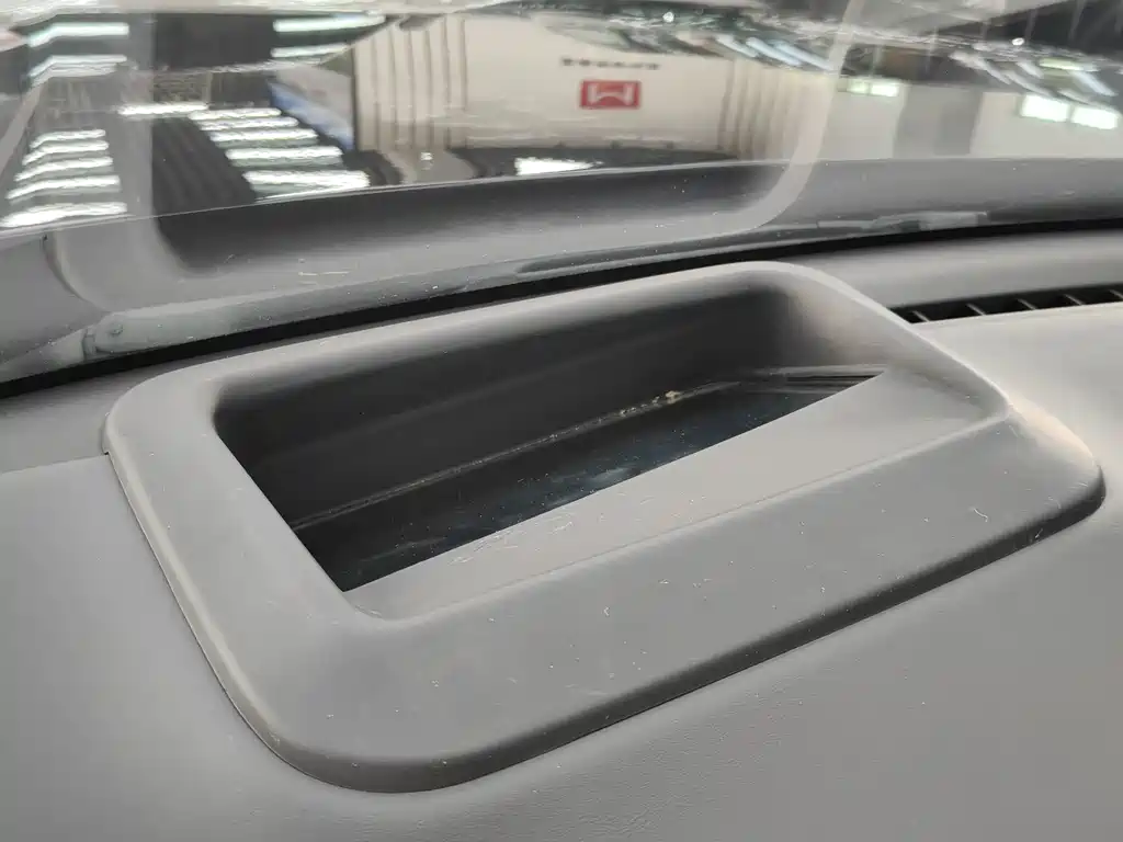 Li Auto Li L9 — миниатюра 10