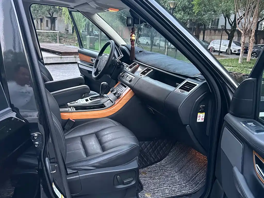 Land Rover Sport — миниатюра 12