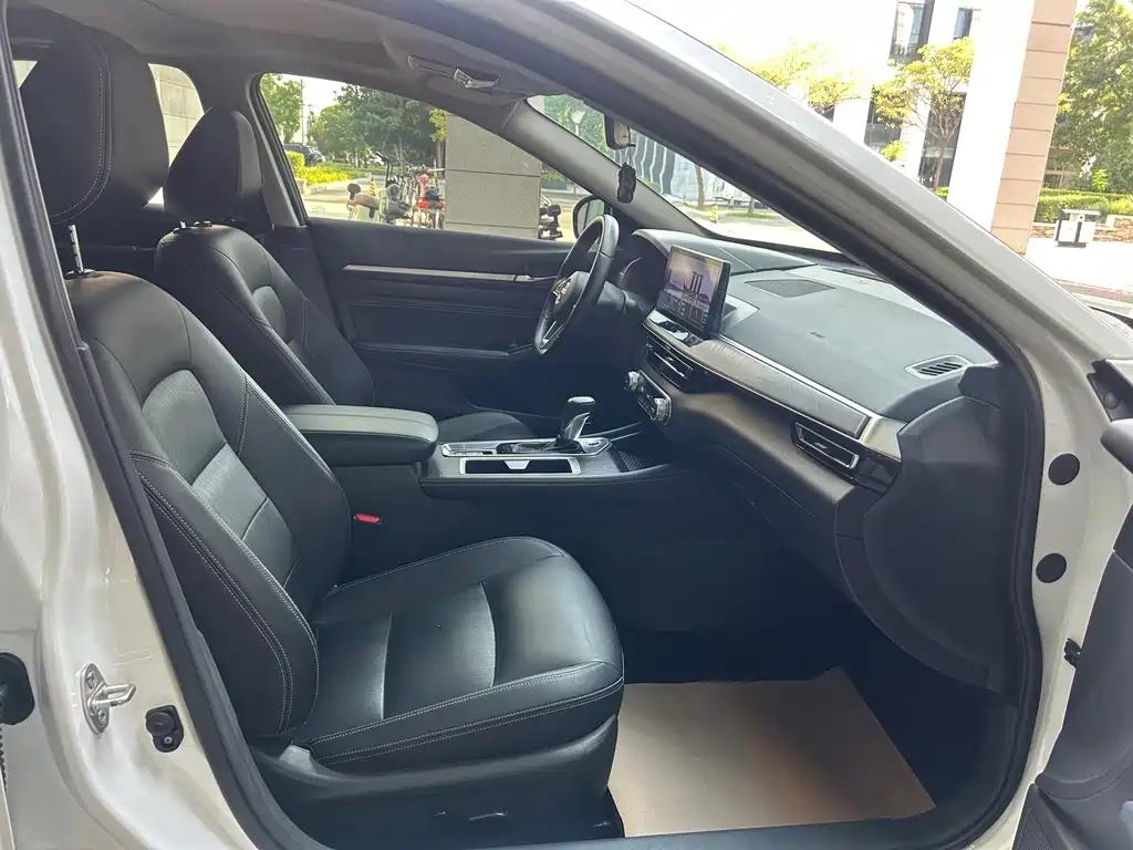 Nissan Teana — миниатюра 13