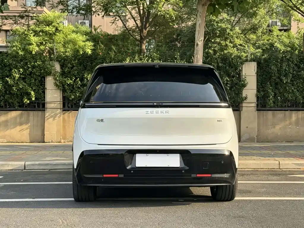 Zeekr Mix 2025 Smart Drive