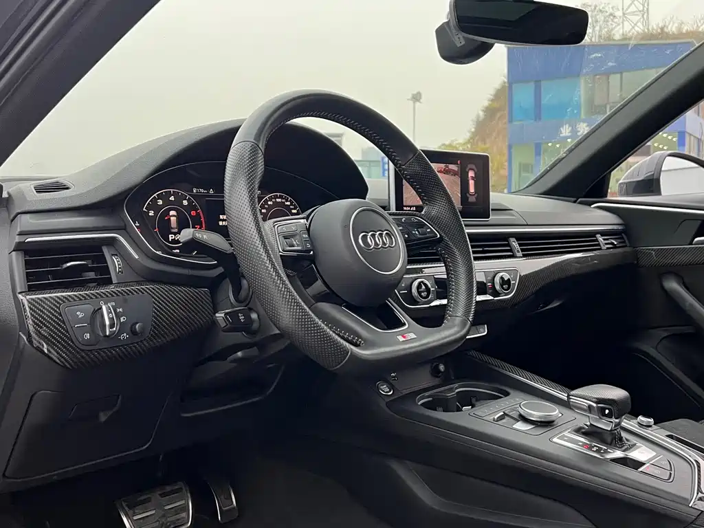 Audi A4 (Import) — миниатюра 8