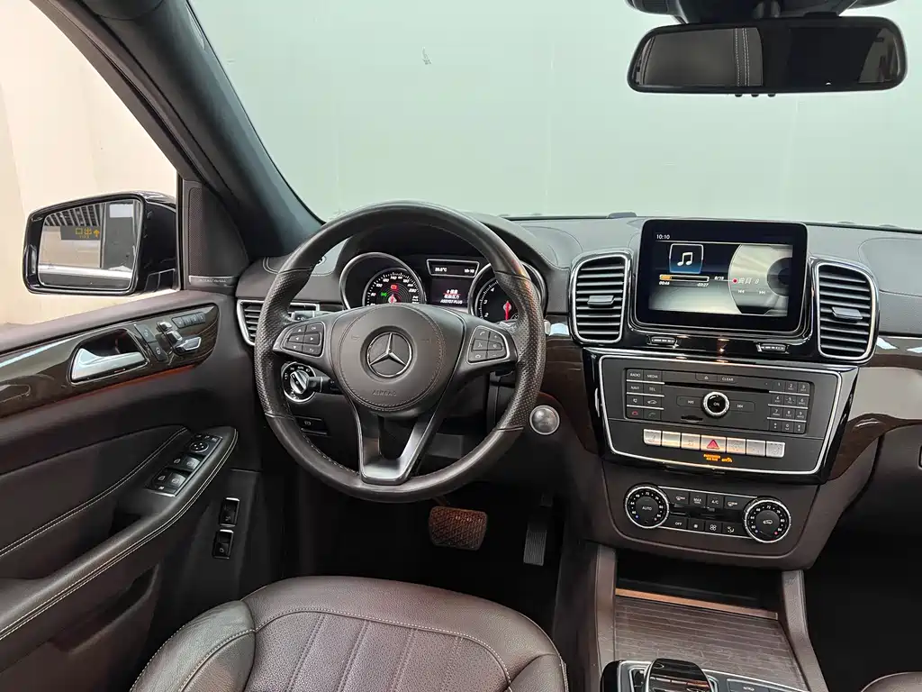 Mercedes-Benz GLS — миниатюра 14