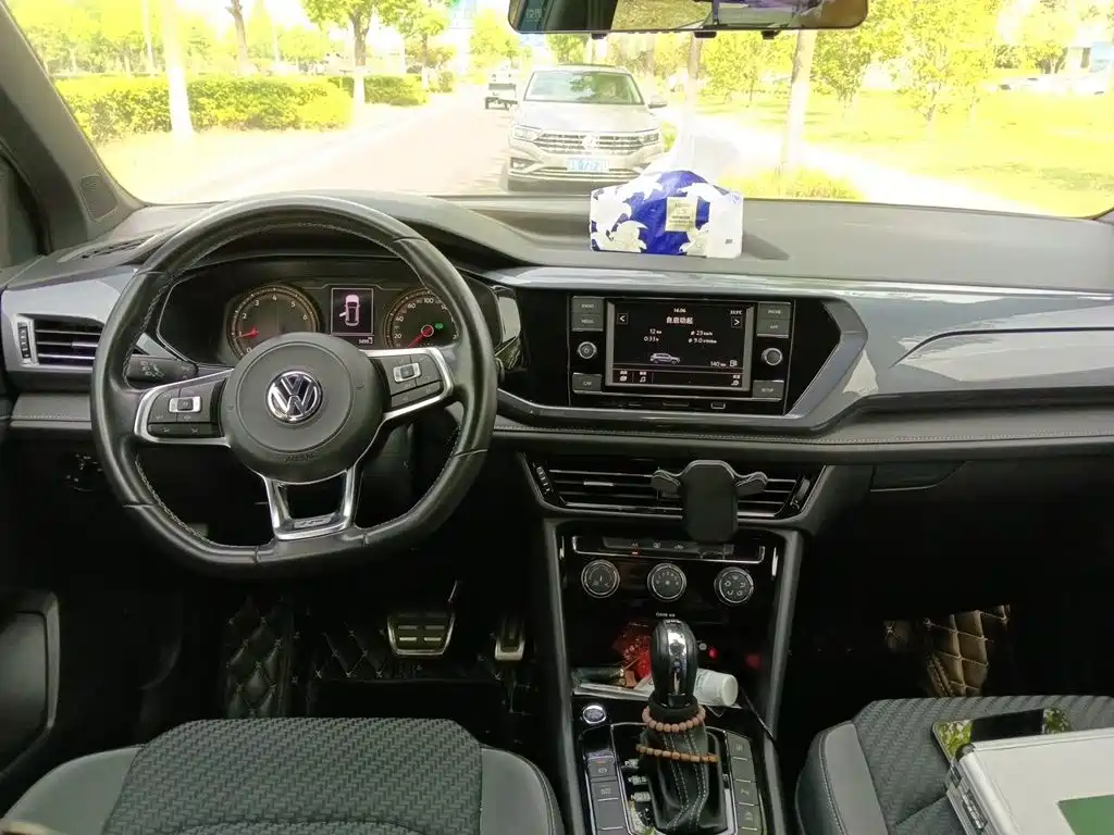 Volkswagen Tharu — миниатюра 6