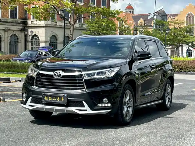 2017 Toyota Kluger