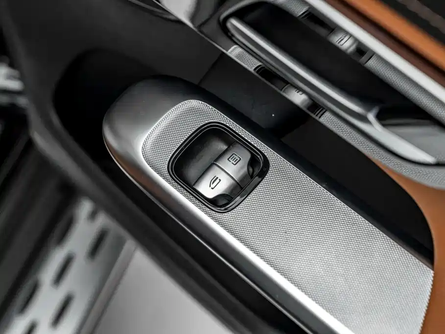 Mercedes-Benz GLC — миниатюра 36