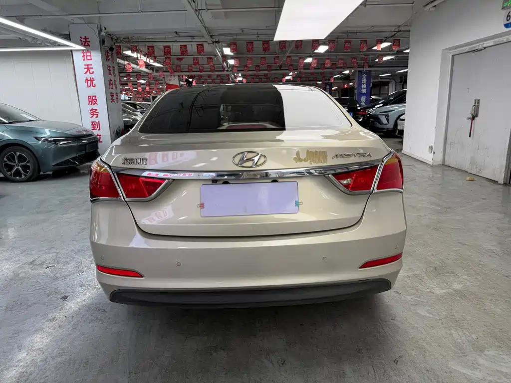 Hyundai Mistra — миниатюра 11