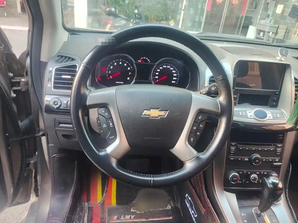 Chevrolet Captiva — миниатюра 3
