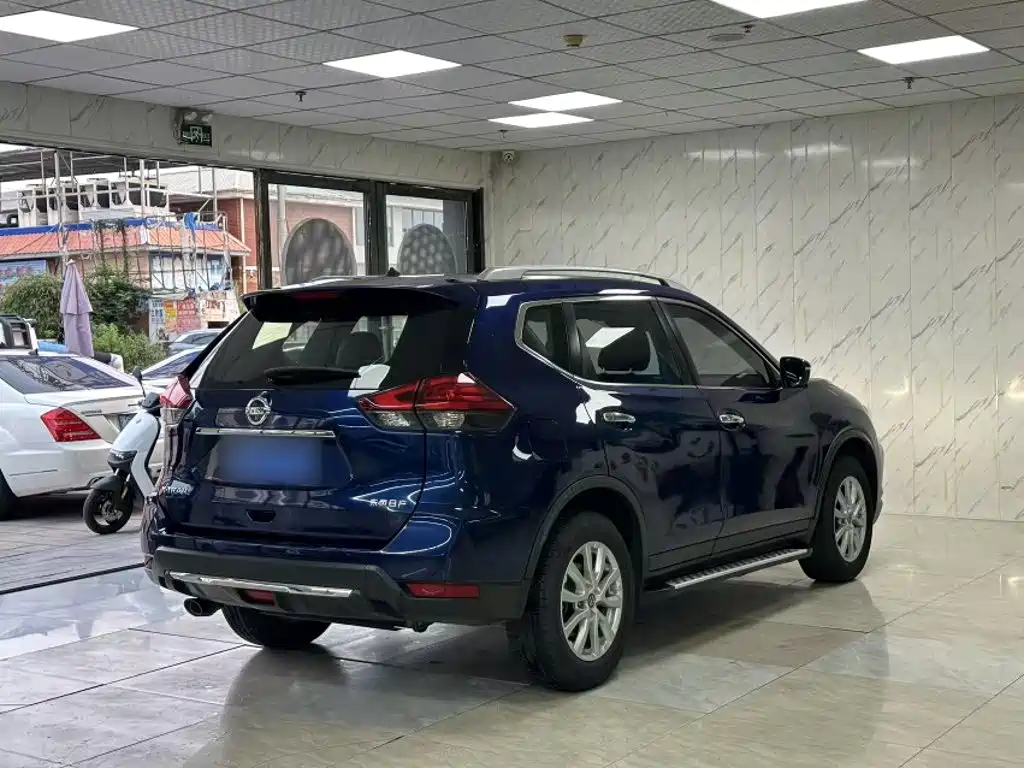 Nissan X-Trail — миниатюра 11