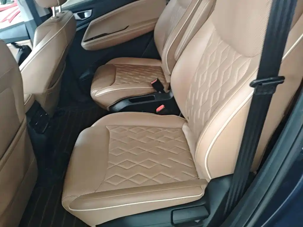 Wuling Jiachen — миниатюра 17