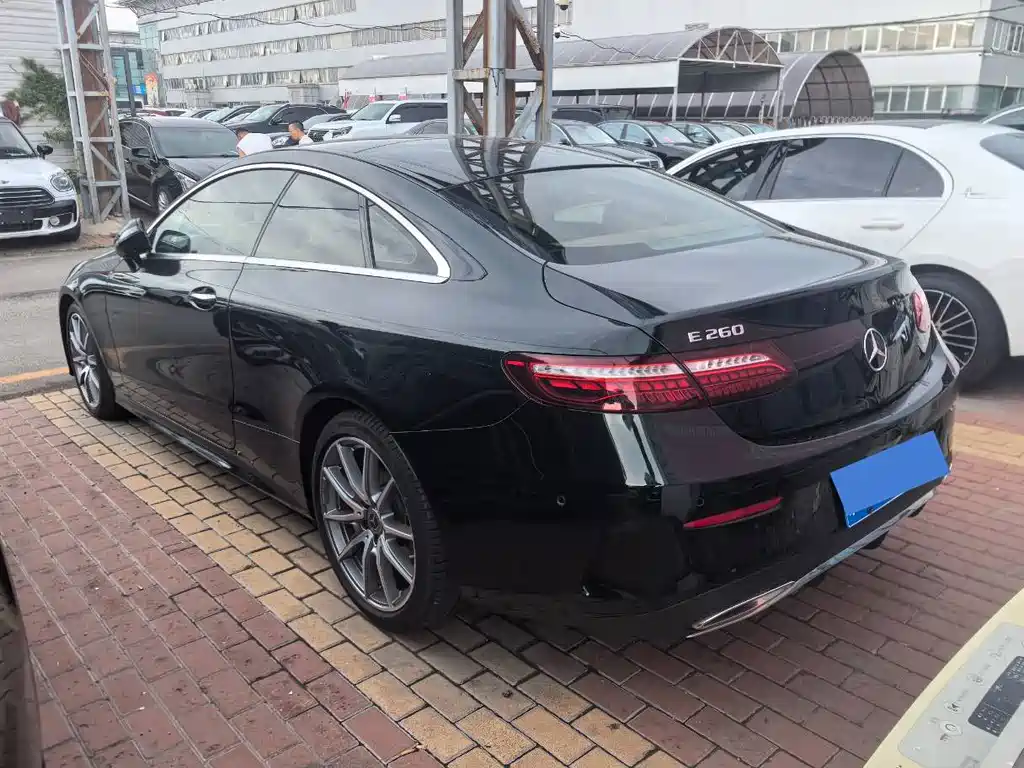 Mercedes-Benz E-Class E 2023 E 260