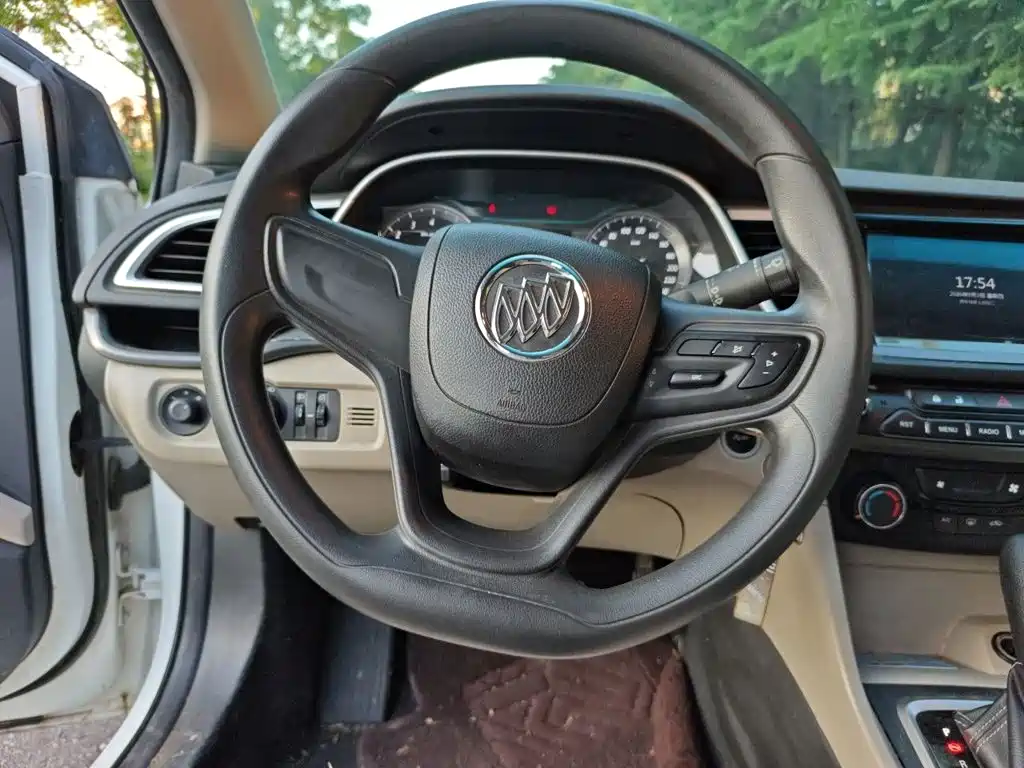 Buick Excelle — миниатюра 11