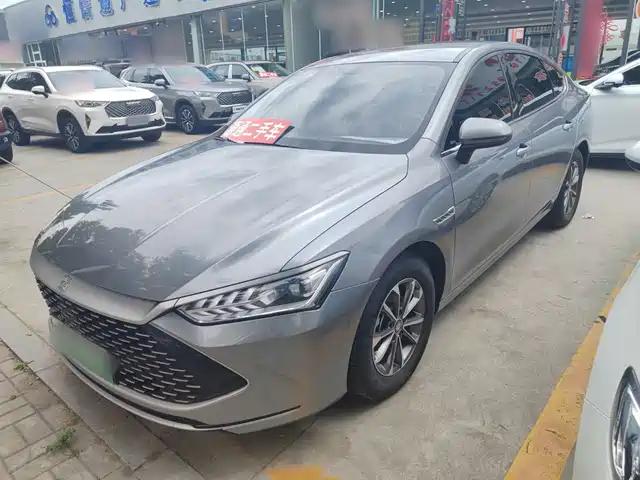 2023 BYD Qin