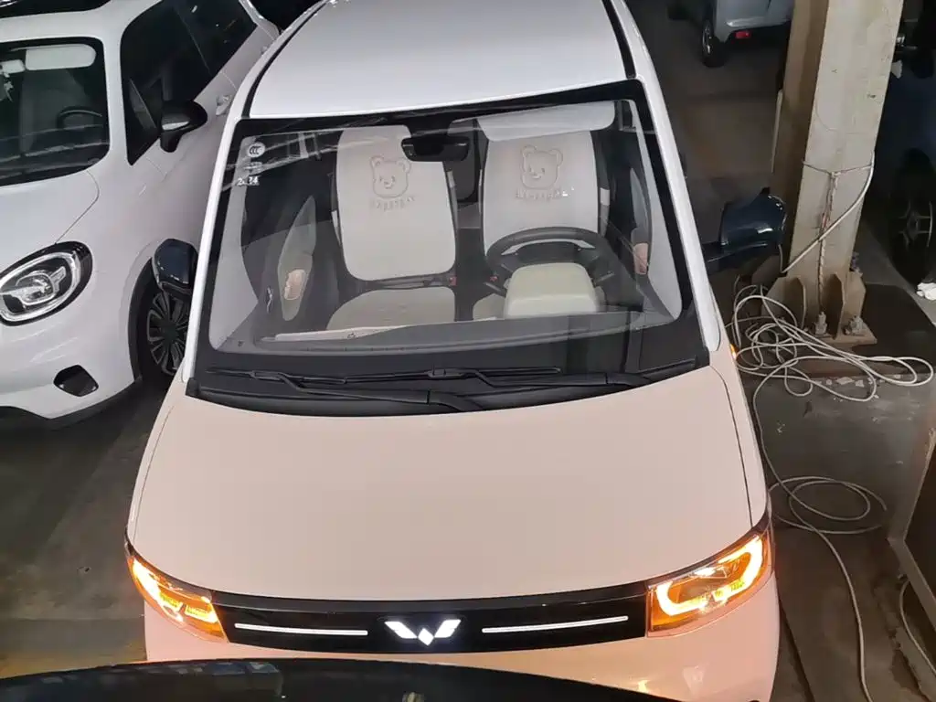 Wuling MINIEV — миниатюра 3