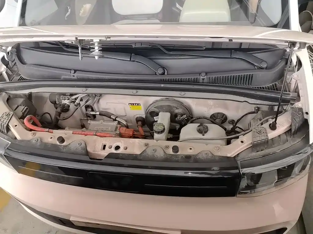 Wuling MINIEV — миниатюра 20