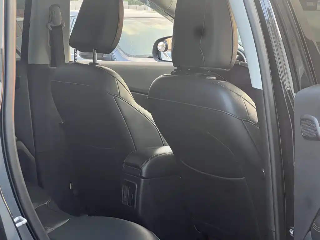 Jeep Compass — миниатюра 7