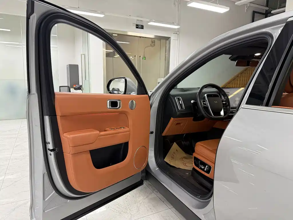Li Auto Li L7 — миниатюра 8