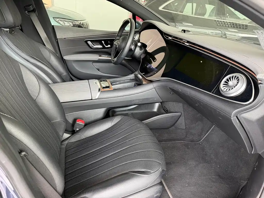 Mercedes-Benz EQS — миниатюра 12