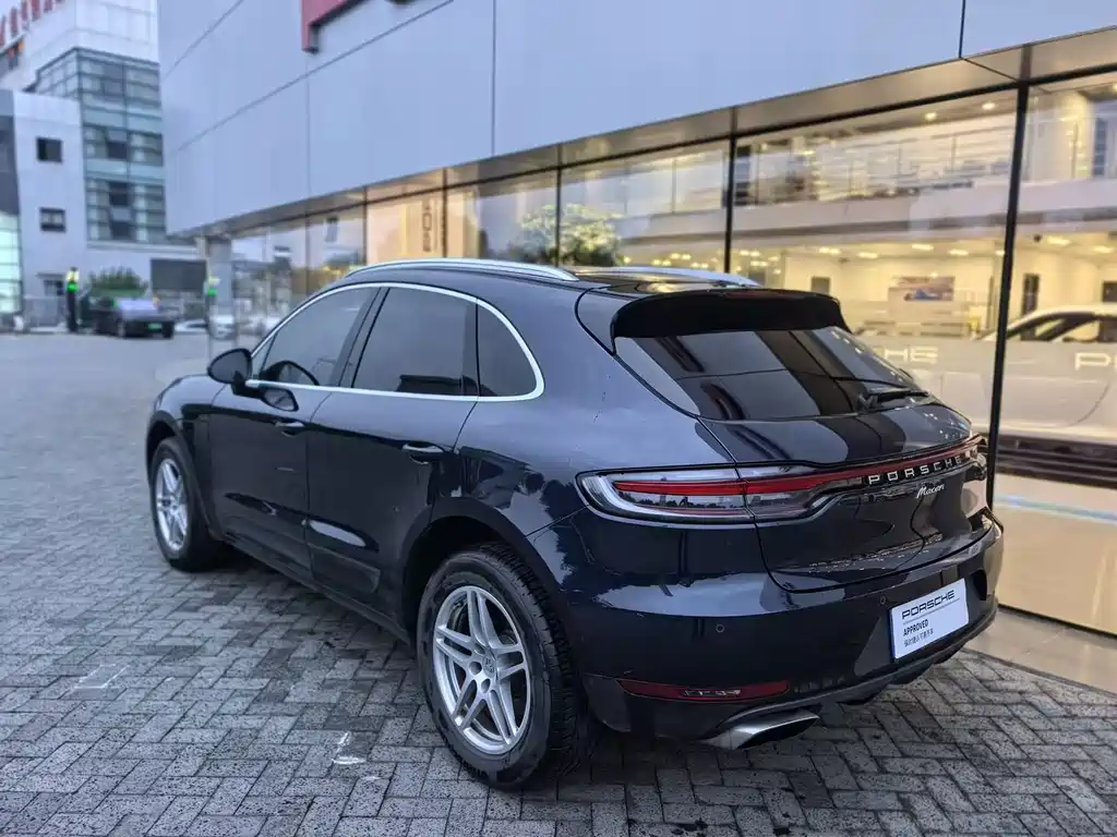 Porsche Macan — миниатюра 9