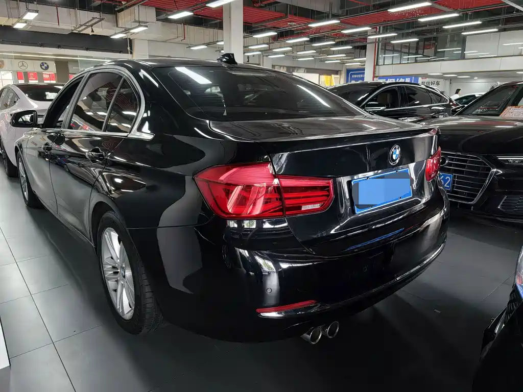 BMW 3 Series — миниатюра 12