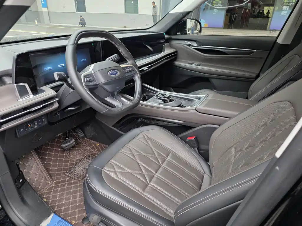 Ford Edge — миниатюра 8