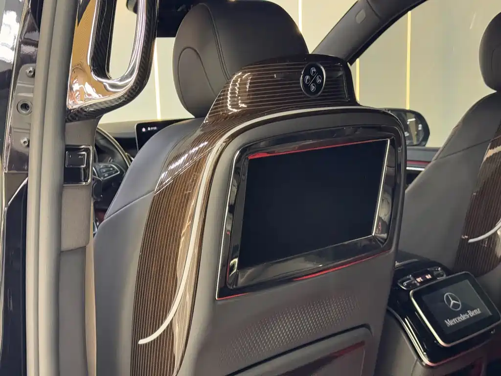 Mercedes-Benz V-Class — миниатюра 21