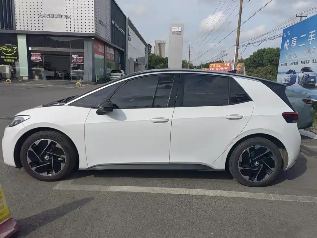 Volkswagen ID.3 — миниатюра 6