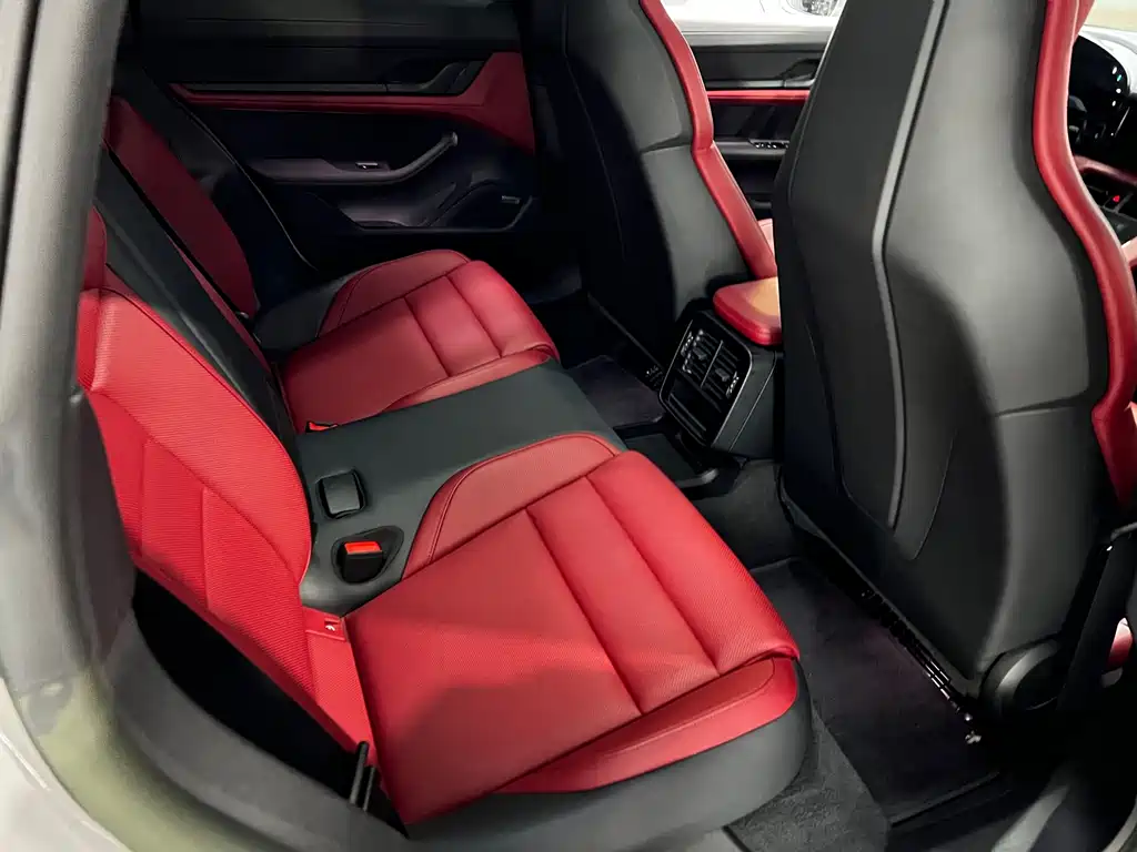 Porsche Taycan — миниатюра 20