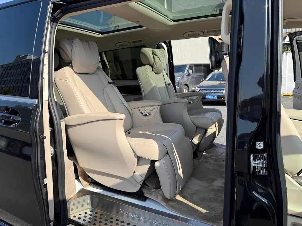 MERCEDES-BENZ V CLASS