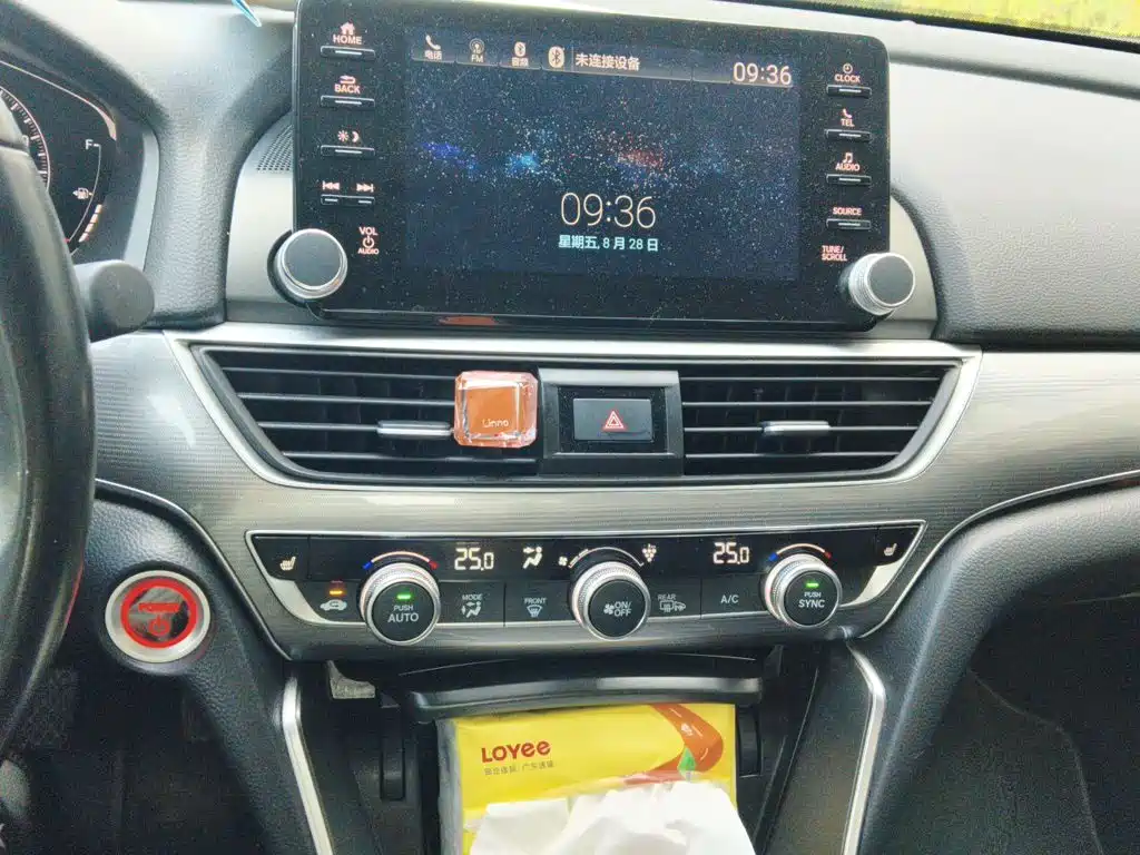 Honda Accord — миниатюра 14