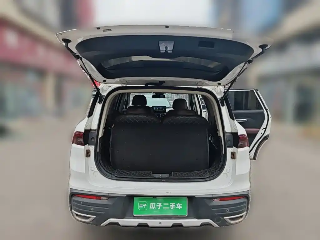 Geely Haoyue — миниатюра 15