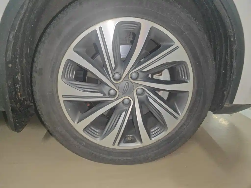 Geely Jia Ji — миниатюра 24