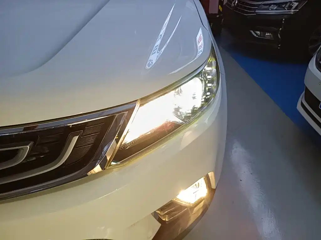 Geely Vision X6 — миниатюра 24