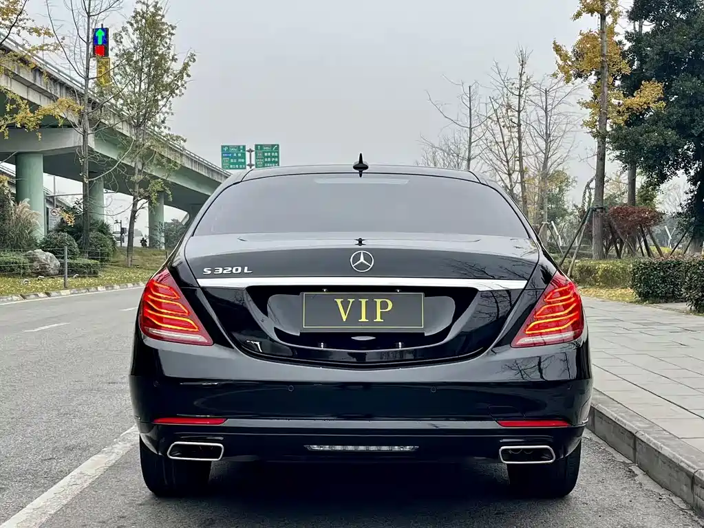 Mercedes-Benz S-Class — миниатюра 5
