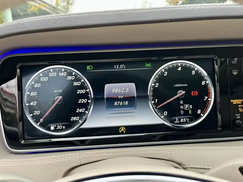 Mercedes-Benz S-Class — миниатюра 17