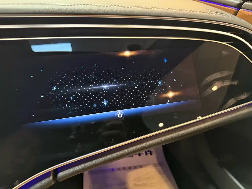 Mercedes-Benz E-Class New Energy — миниатюра 6