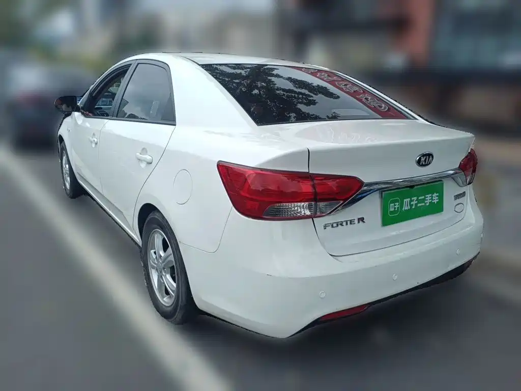 Kia Forte — миниатюра 25