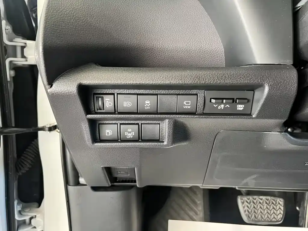 Toyota Sienna — миниатюра 10