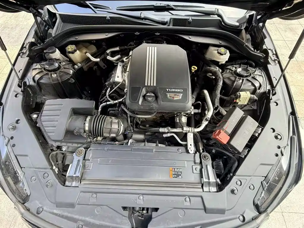 Cadillac CT5 — миниатюра 4