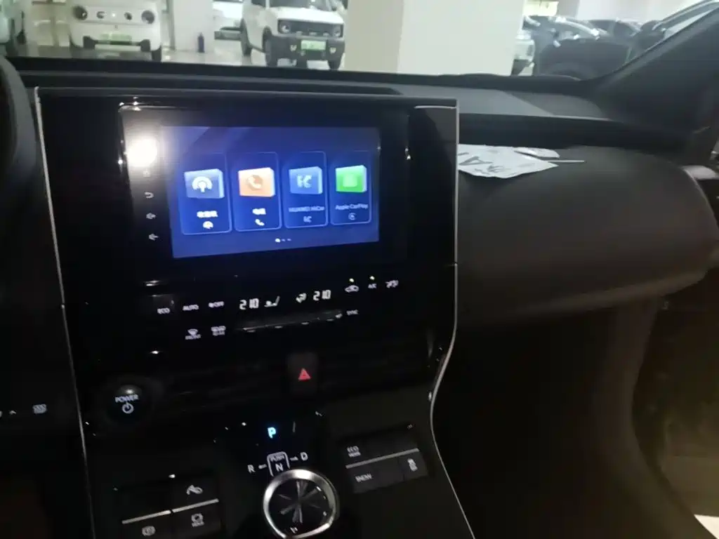 Toyota bZ4X — миниатюра 10