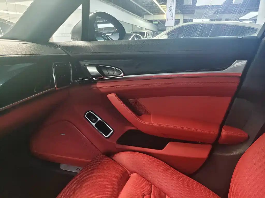 Porsche Panamera 2014 Panamera 4S Sport Edition 3.0T