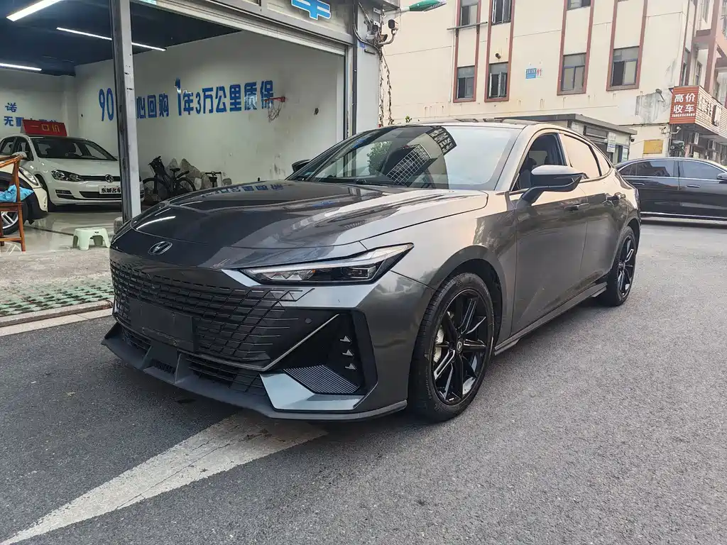 Changan UNI-V