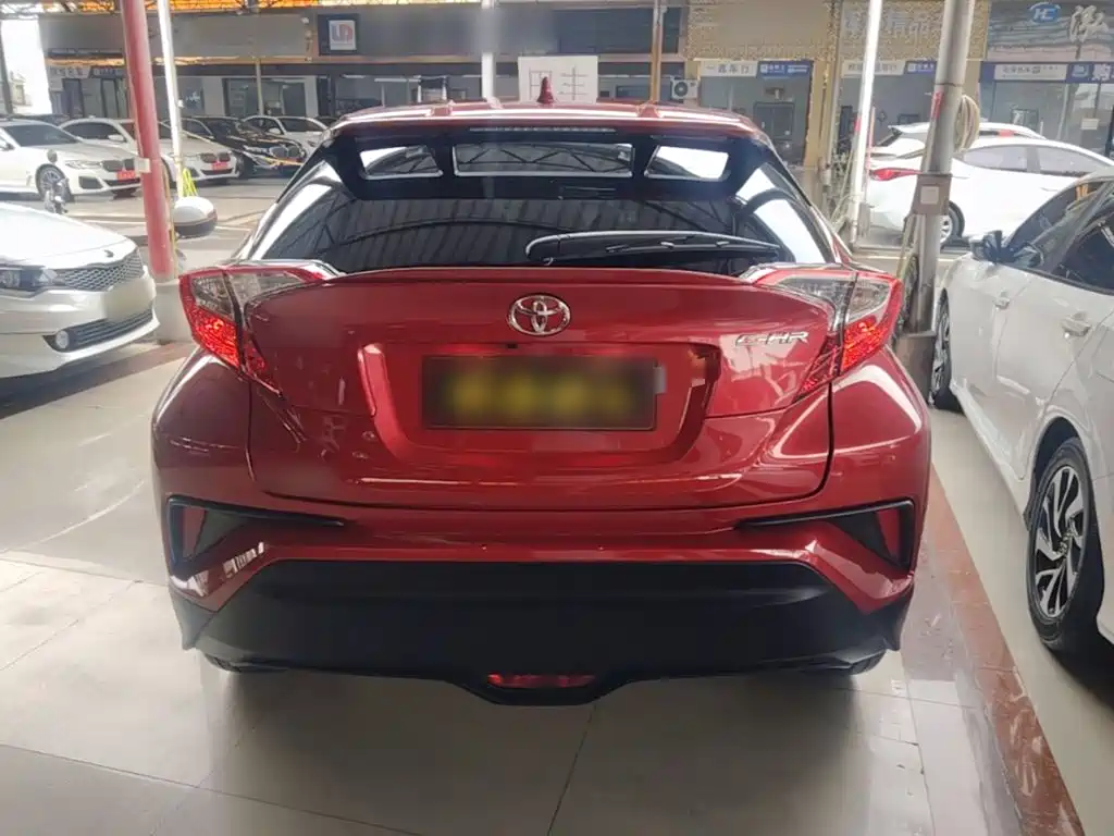 Toyota C-HR — миниатюра 6