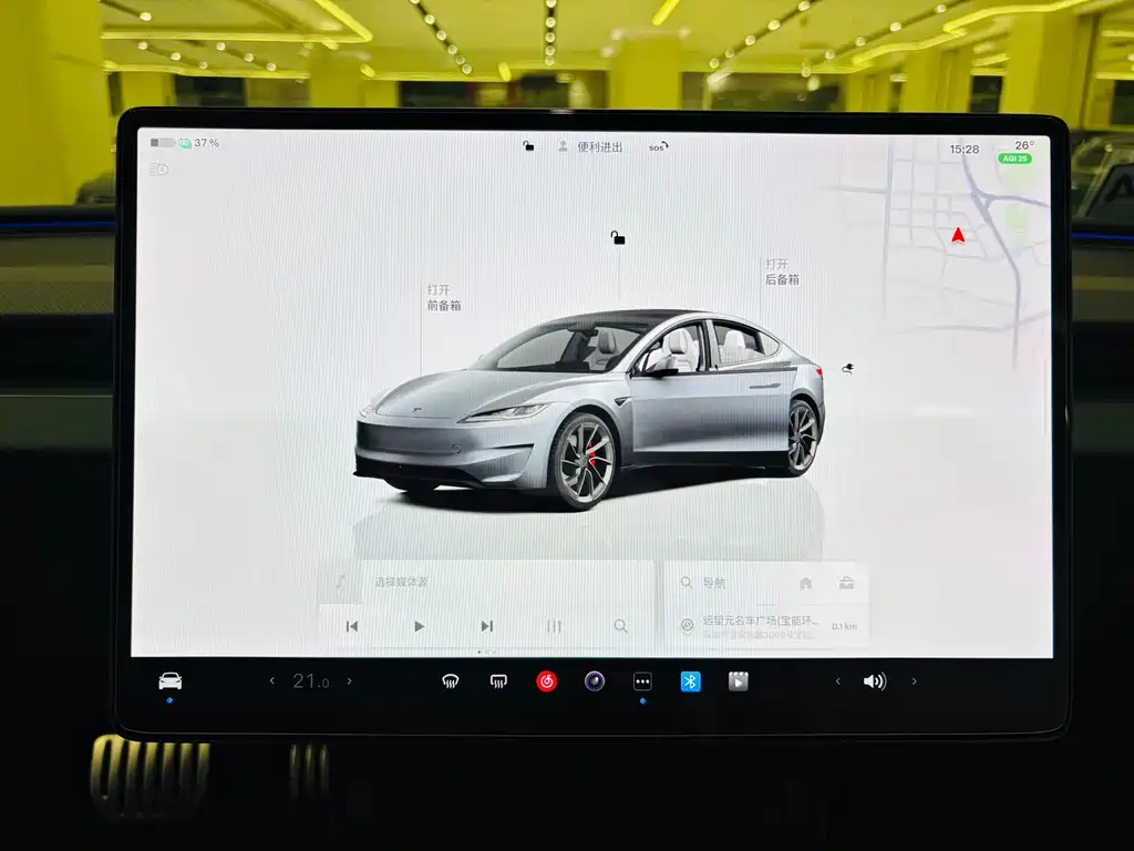 Tesla Model 3 — фотографии объявления, Фото 12