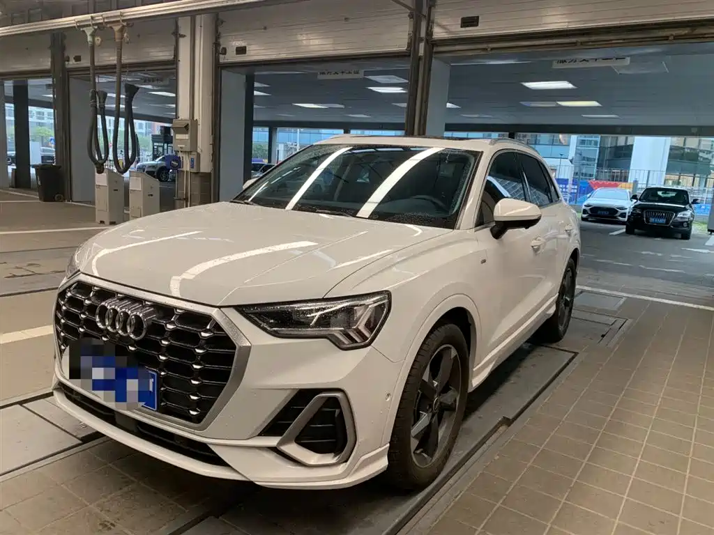 Audi Q3 2023