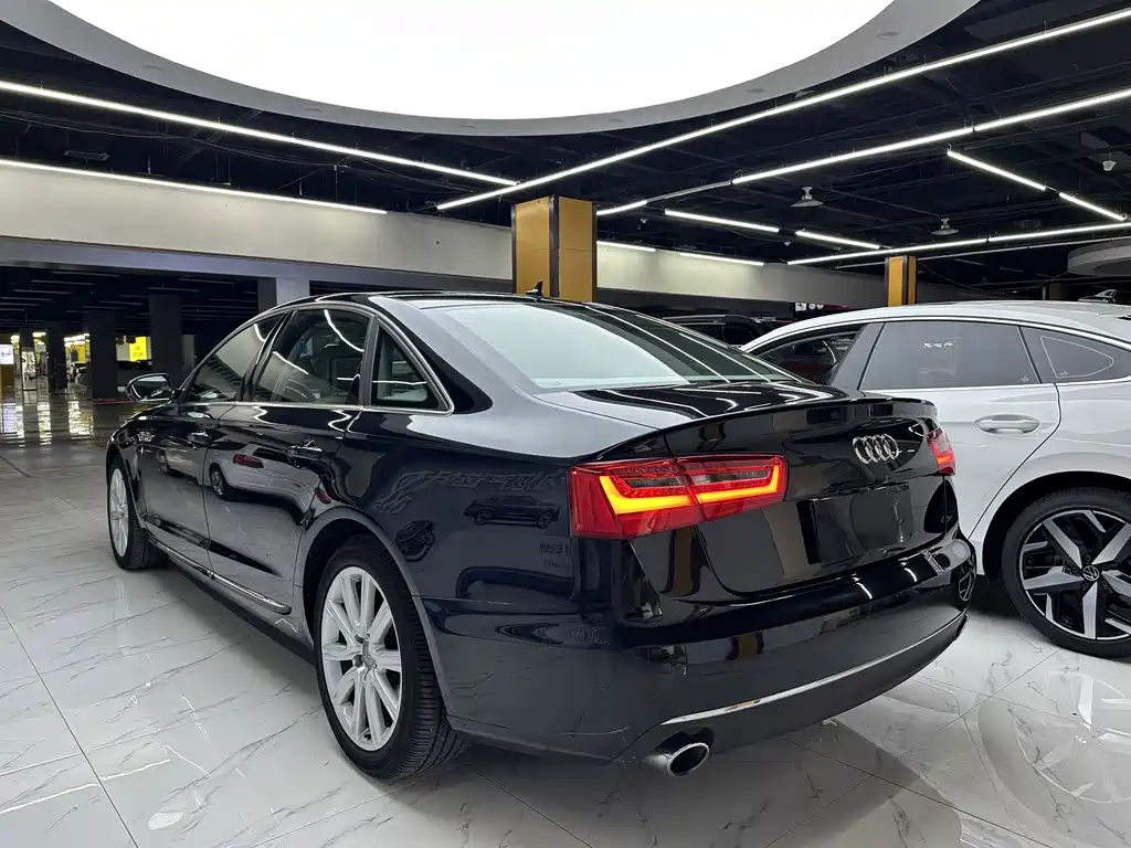 Audi A6L — миниатюра 5