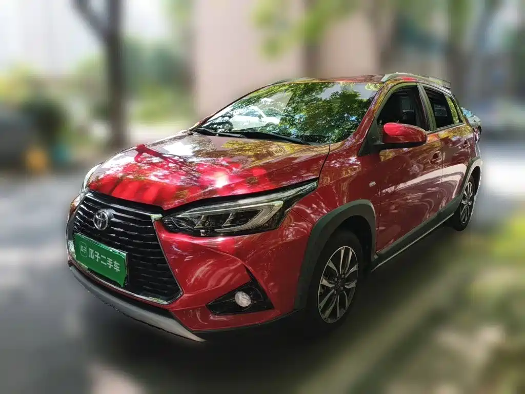 Toyota Yaris L — миниатюра 2