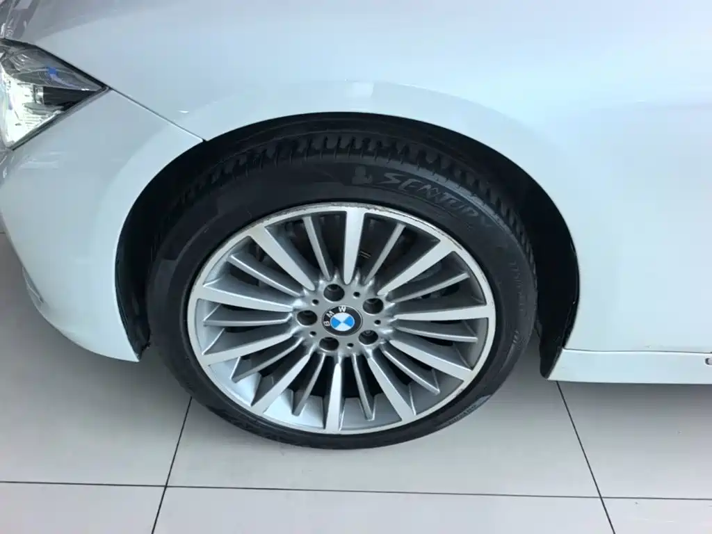 BMW 3 Series — миниатюра 23