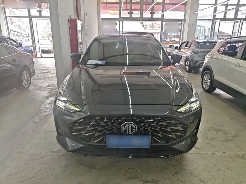MG MG ONE — миниатюра 3