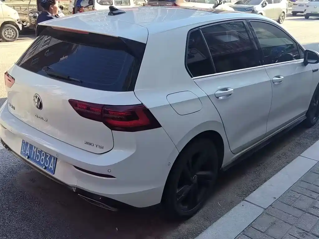 Volkswagen Golf 2023 280TSI DSG R-Line Lite