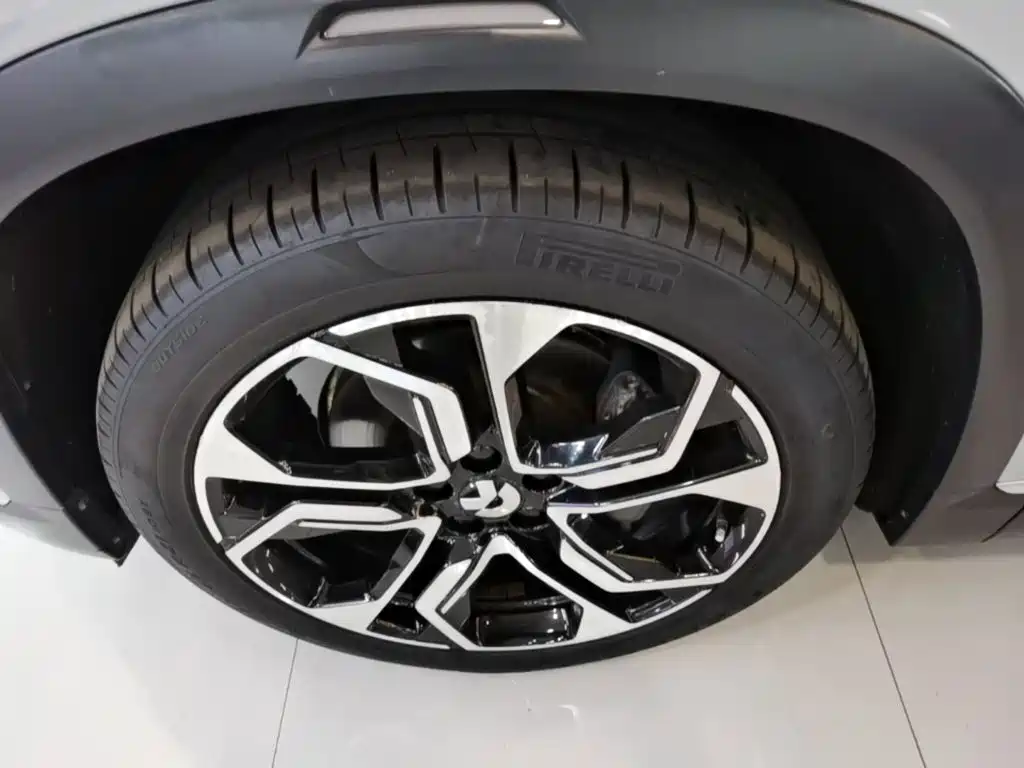 NIO ES8 — миниатюра 23